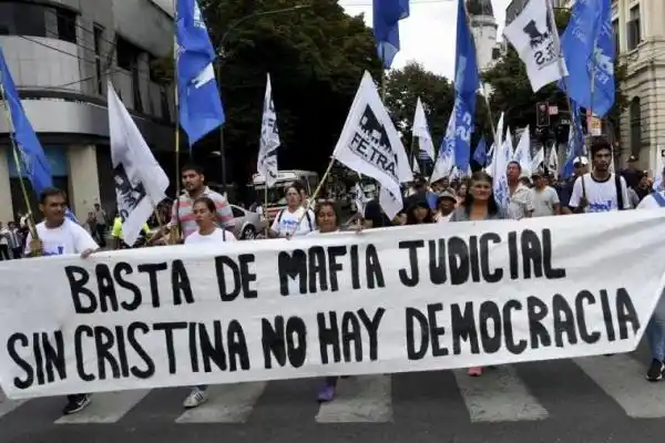 Marcha contra la Corte Suprema en defensa de Cristina: Kicillof será el principal orador