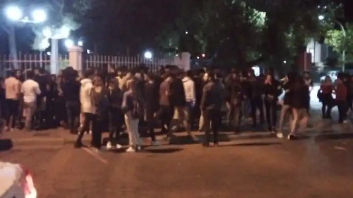 Bahía Blanca: Fiesta clandestina con más de 600 personas en Club Universitario