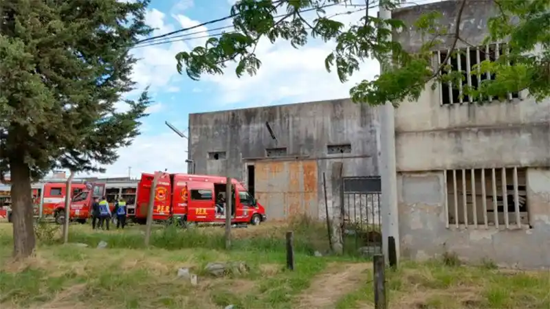 Encontraron un cadáver momificado en el silo de una ex fábrica