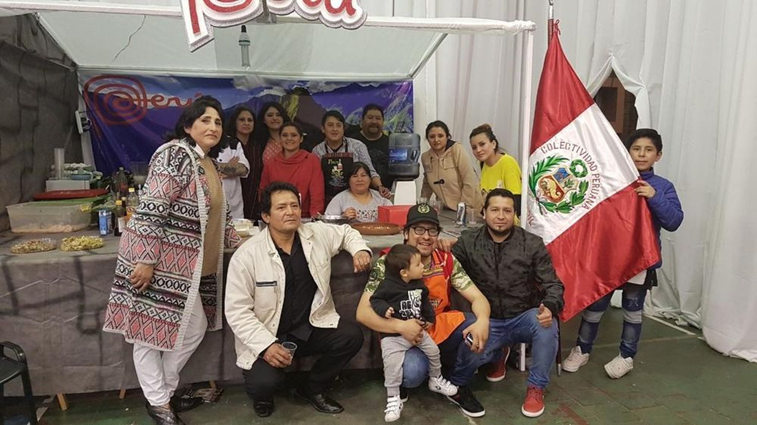 Unión de Colectividades de Tandil: Perú