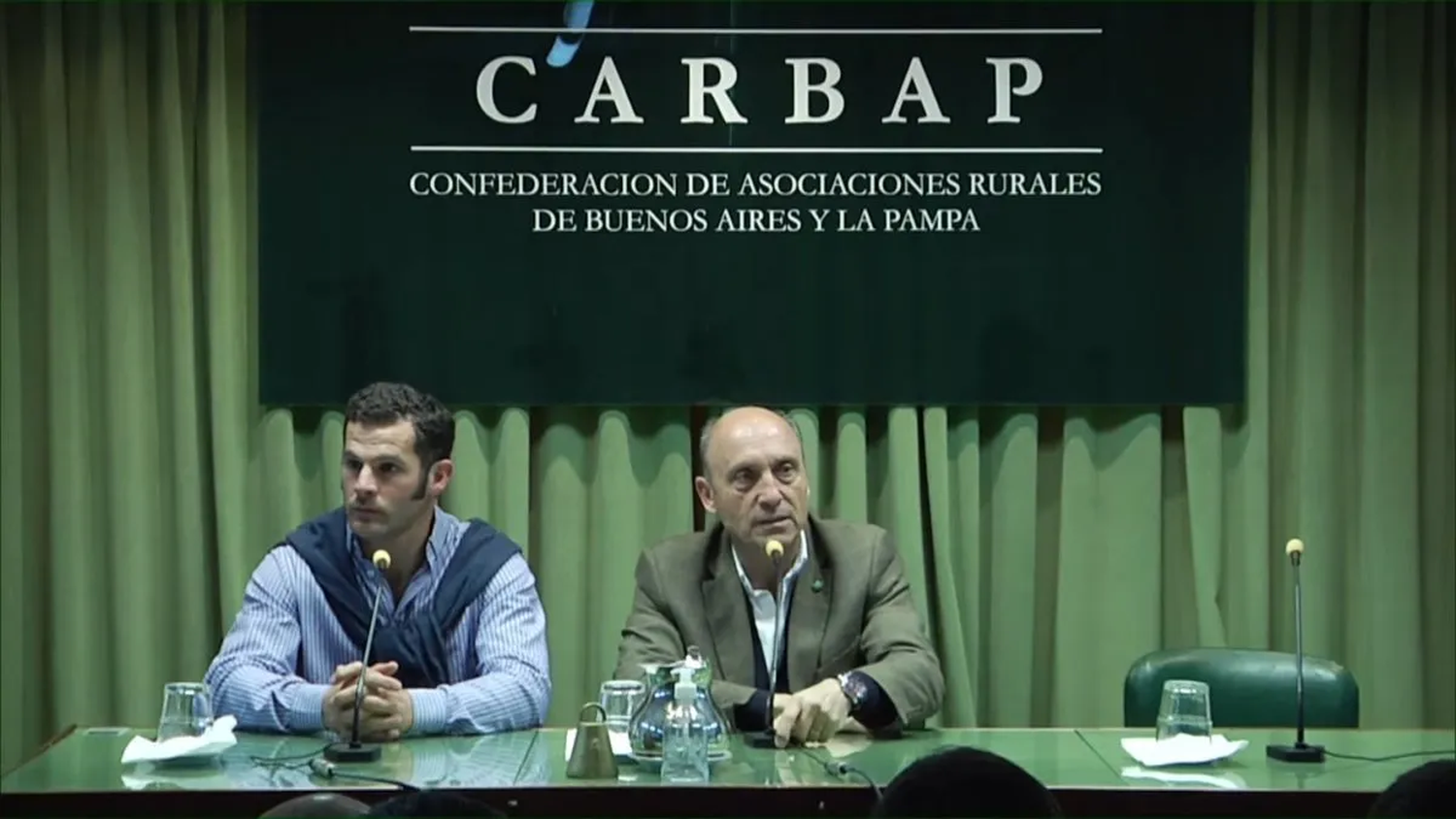 Ruralistas bonaerenses le reclaman a Luis Caputo la eliminación de las "distorsiones regulatorias" del Banco Central