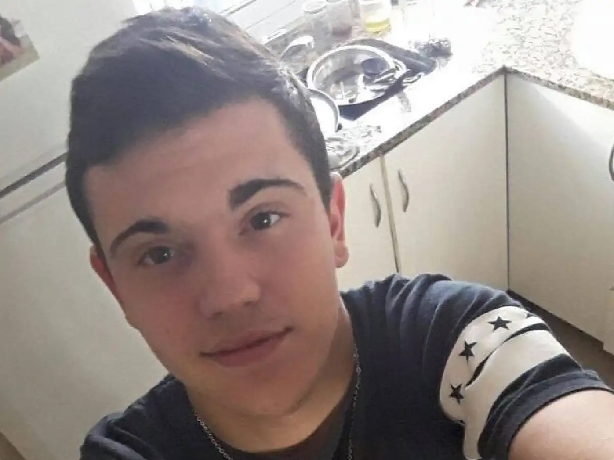 Murió joven accidentado ayer tras accidente en moto