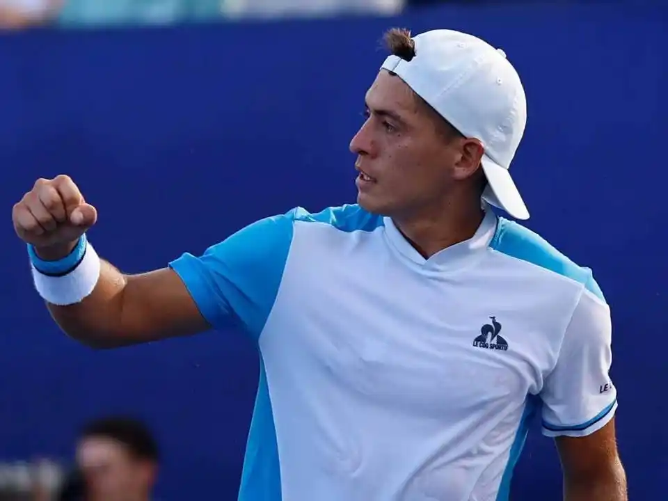 Báez y Comesaña avanzaron a cuartos