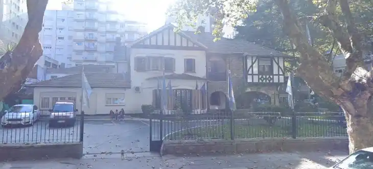 Departamental de policía.