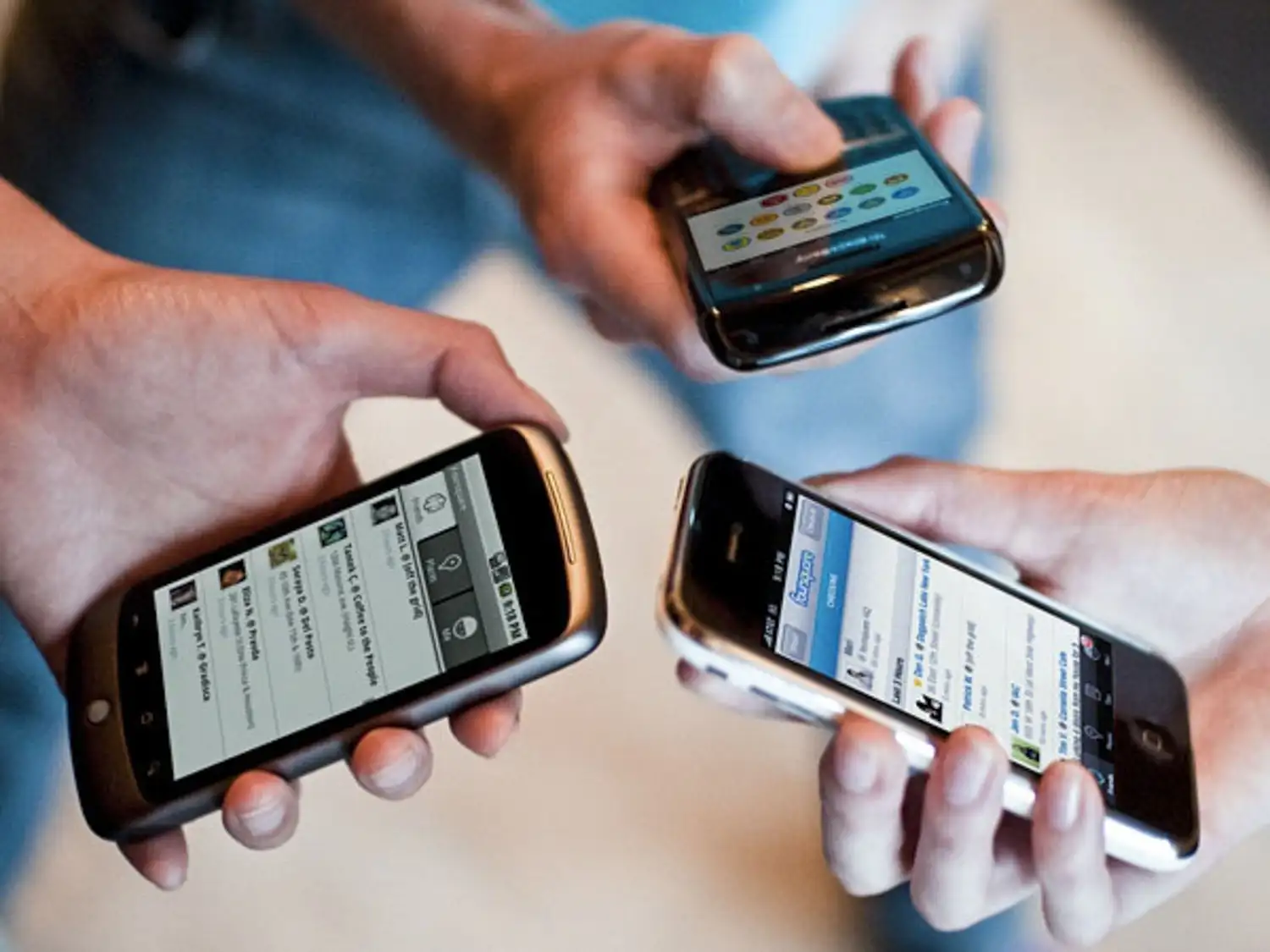 Enredados: los dilemas del mundo de la vida digital