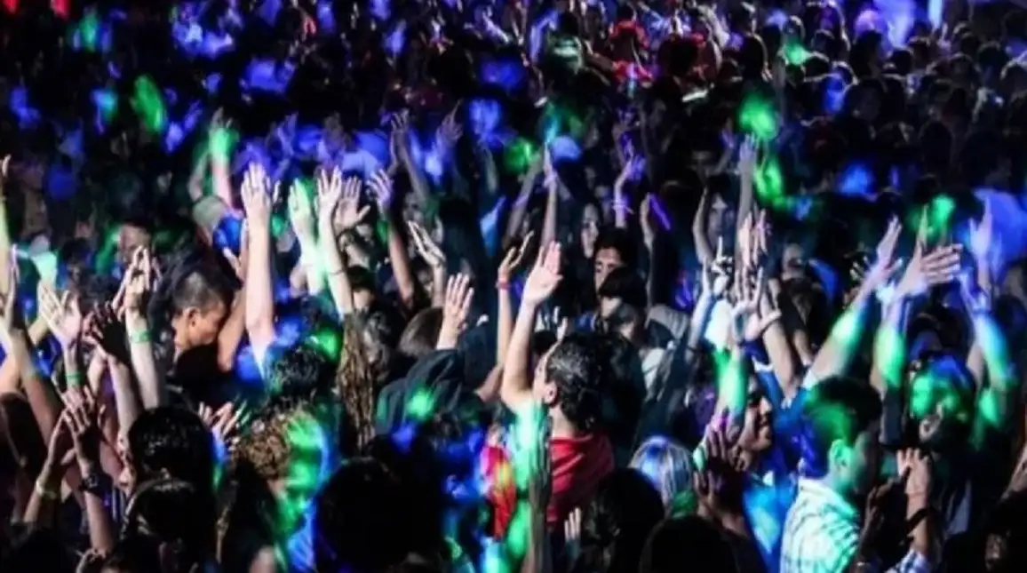 Conmoción por un abuso sexual a la salida de un boliche: detuvieron a dos jóvenes y a un menor