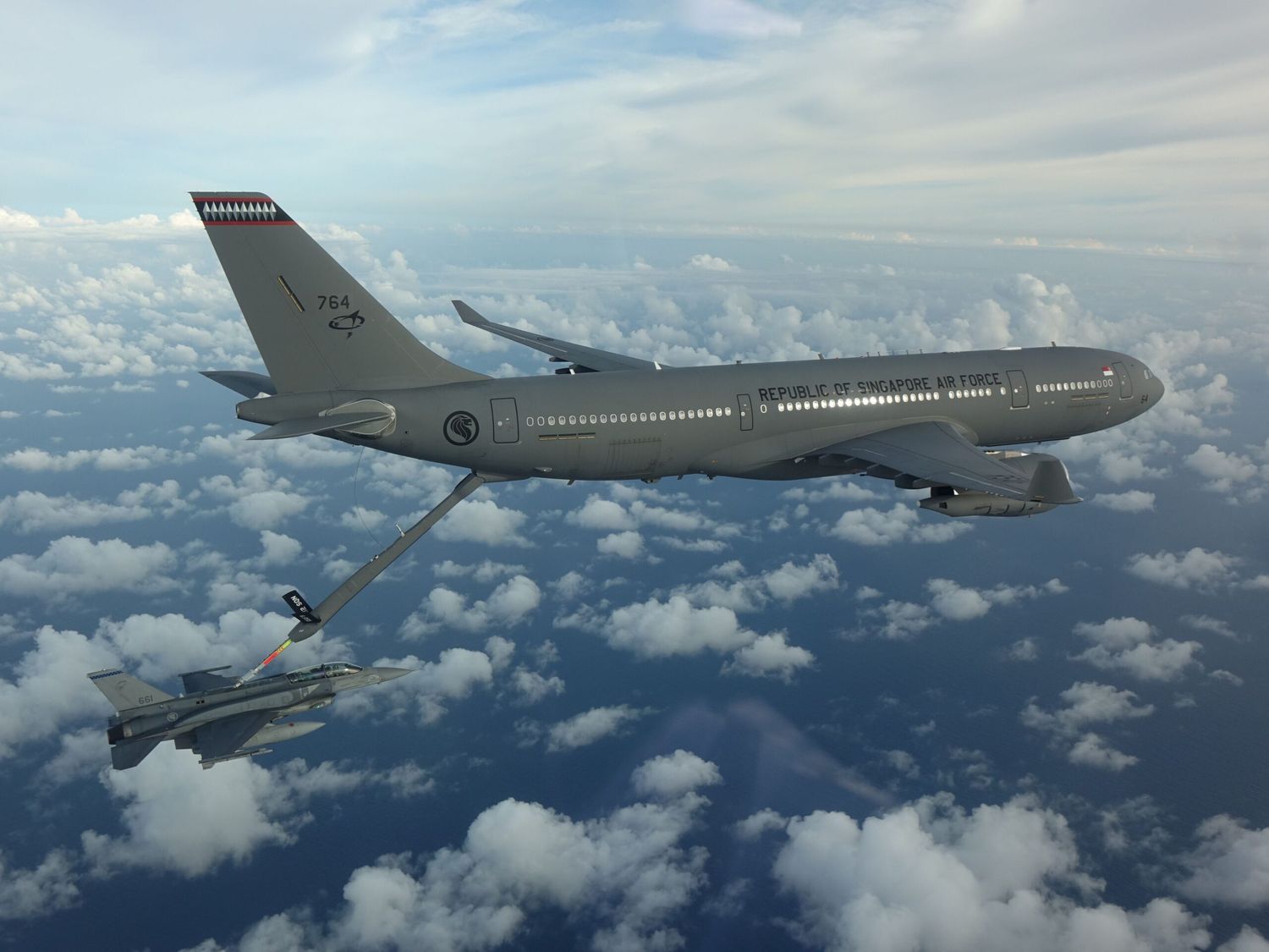 La USAF lanza el programa “Bridge Tanker” para un nuevo avión cisterna: otra oportunidad para el A330MRTT