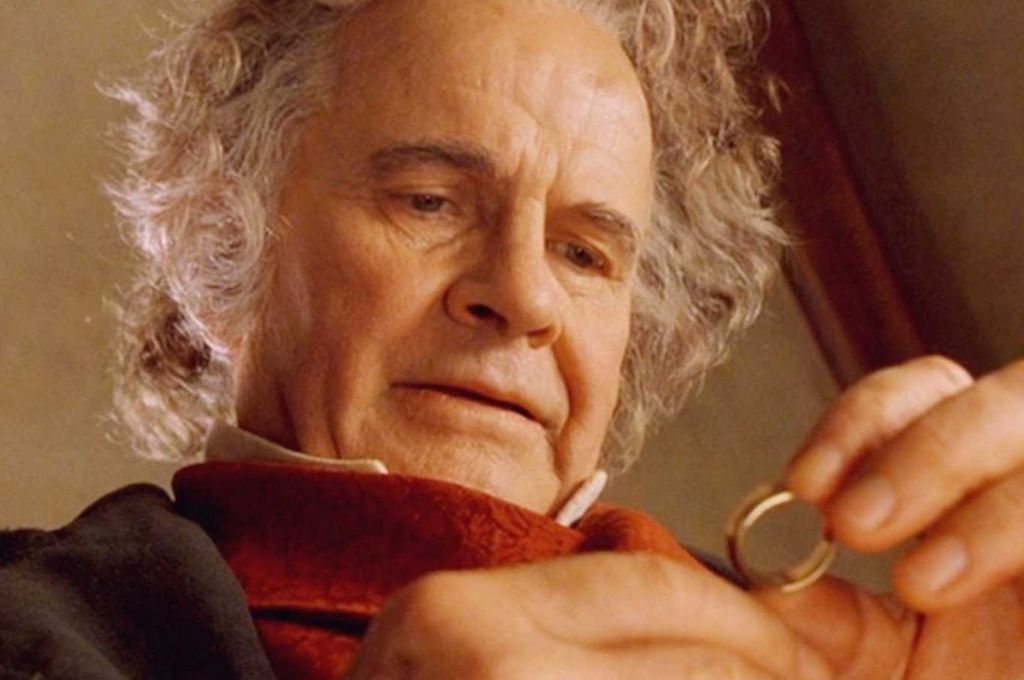 Falleció el actor Ian Holm, que interpretó al hobbit Bilbo Bolsón en “El Señor de los anillos”
