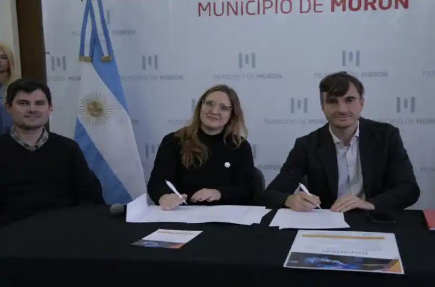 Trabajo firmó con Morón un convenio para asistir proyectos en ese municipio