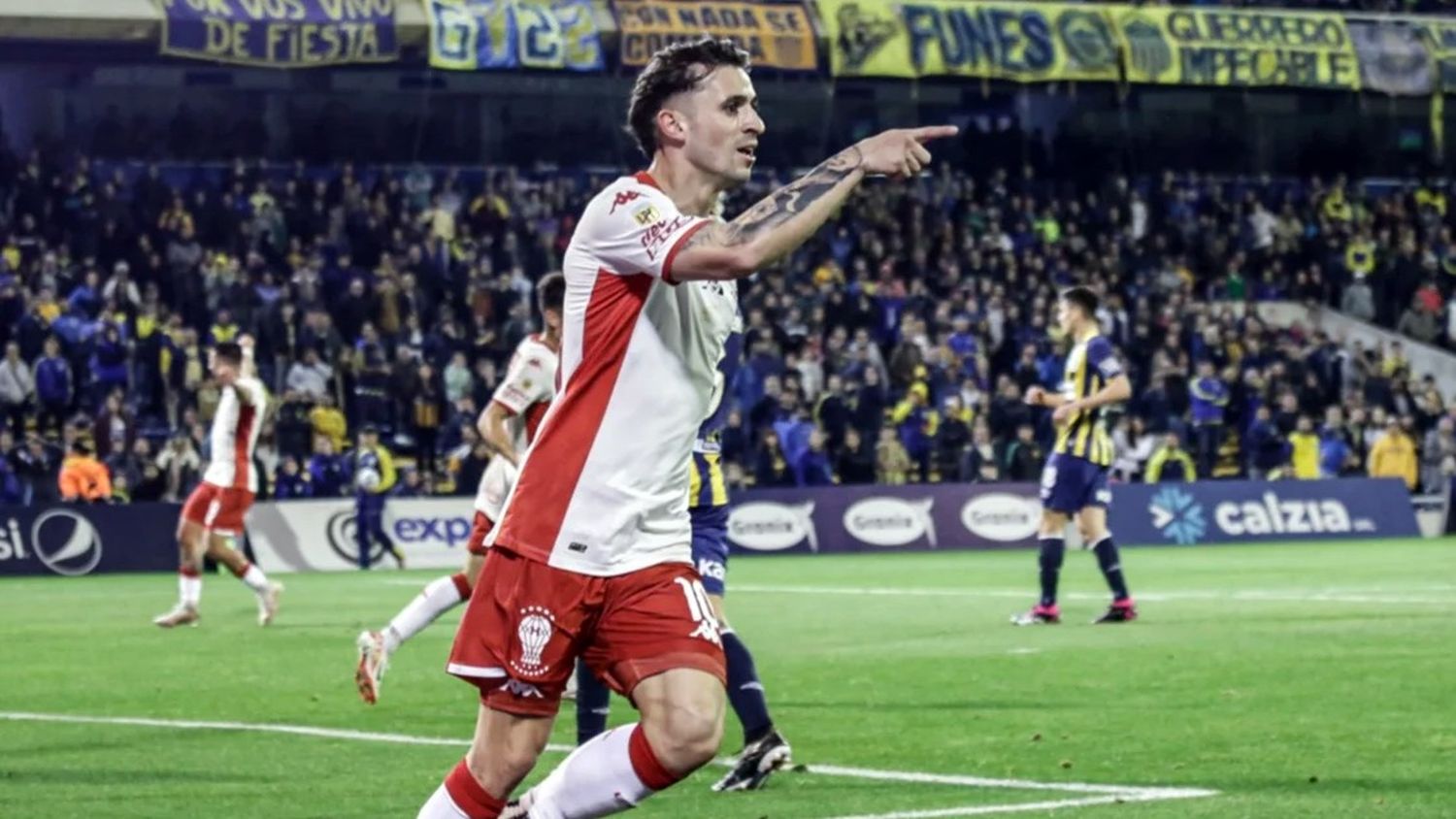 Huracán dio el golpe, eliminó a Central y está en semifinales