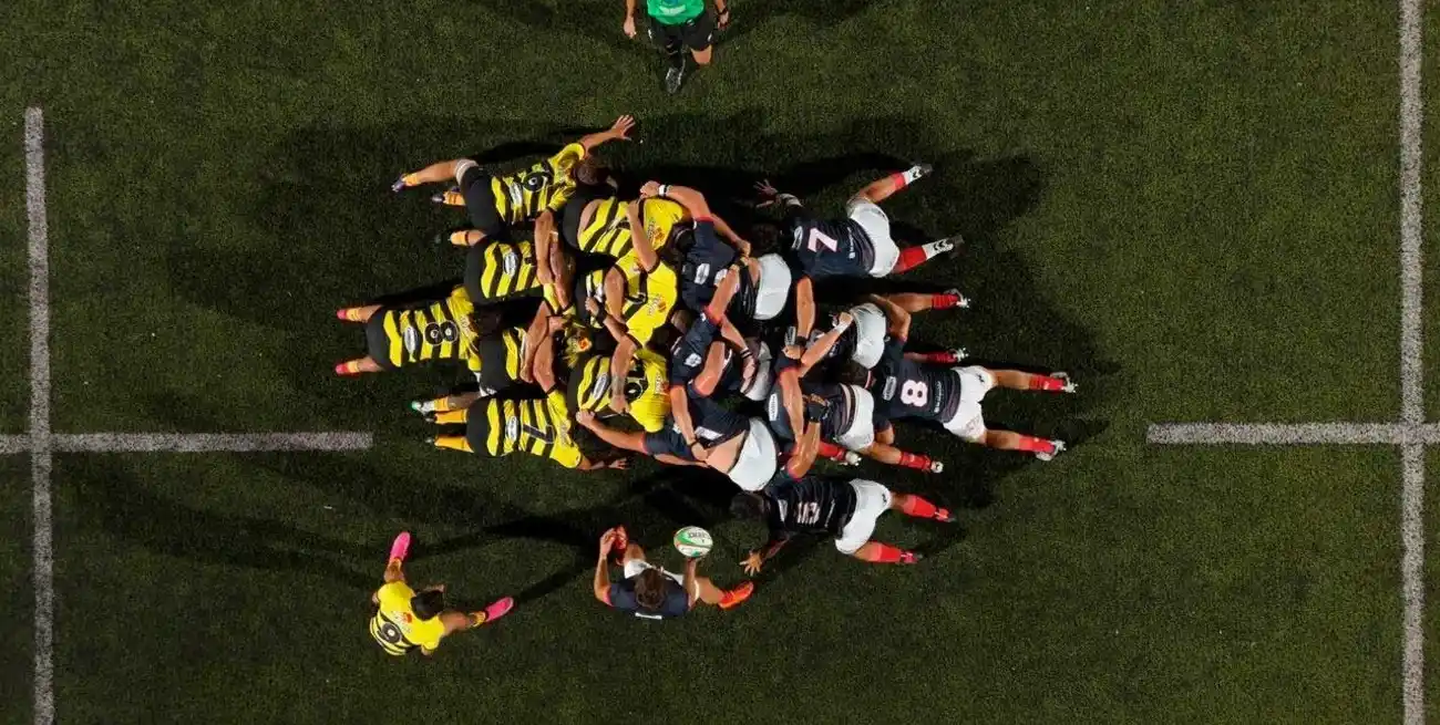 Capibaras XV jugó con Peñarol en la primera fecha del SRA. El lunes que viene será la segunda vez en el hipódromo. Crédito: Fernando Nicola.