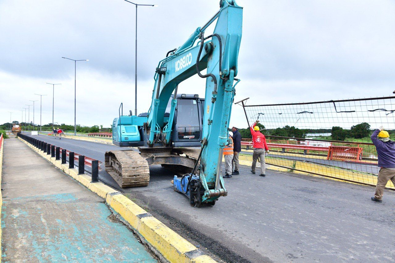 Comenzó la reparación y refacción del puente de la avenida Ribereña
