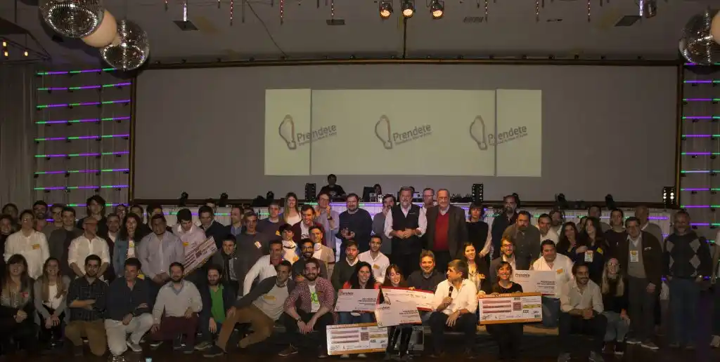 Se seleccionaron 15 iniciativas de los  130 proyectos inscriptos de todo el país  