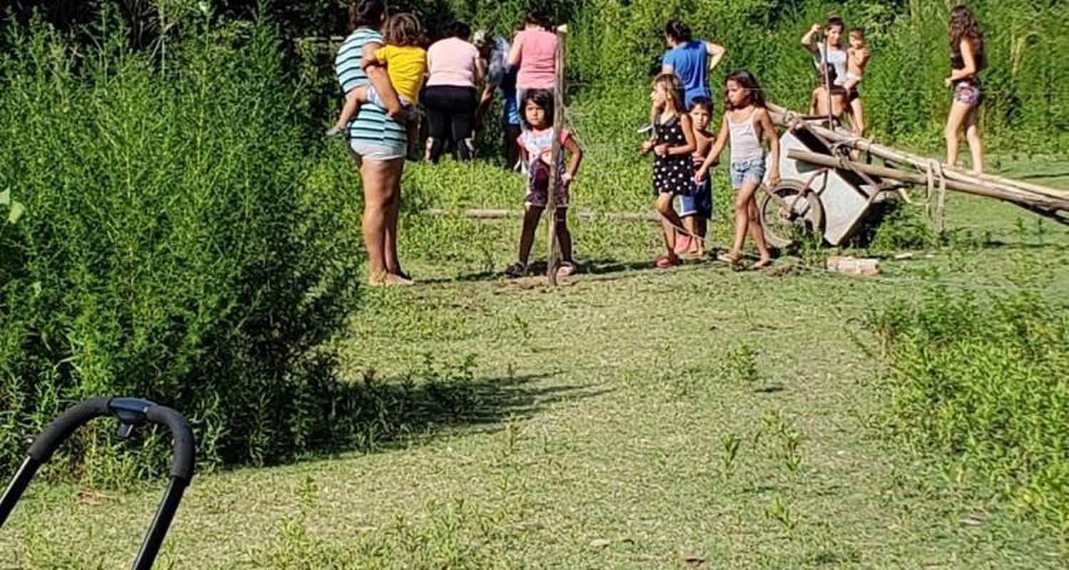 Usurpaciones: Corti dijo que habrá desalojos y familias respondieron que quieren comprar los predios