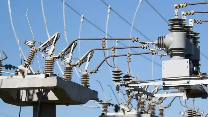 El gobierno planifica privatizar Transener, principal transportadora de energía del país