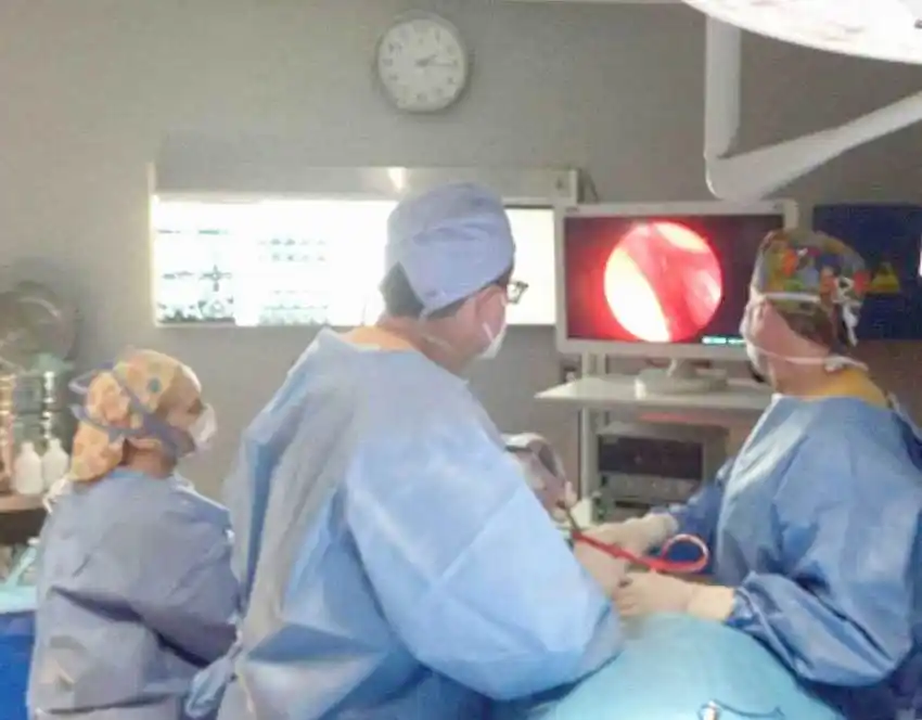 Realizan cirugía endoscópica nasal con el fin de extraer un tumor infrecuente de base de cráneo