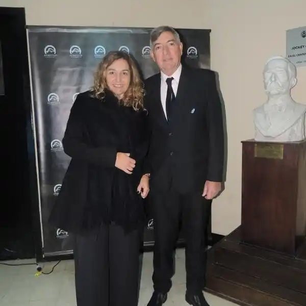 El Jockey Club Gualeguay celebró el 25 de Mayo con su tradicional cena de gala