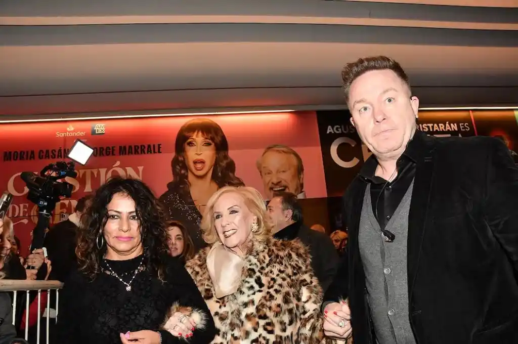 Mirtha Legrand asistió a la obra de Moria Casán