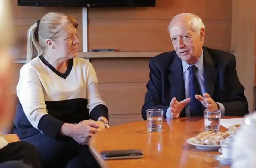 Roberto Lavagna se reunió con Margarita Stolbizer y la sumó como aliada
