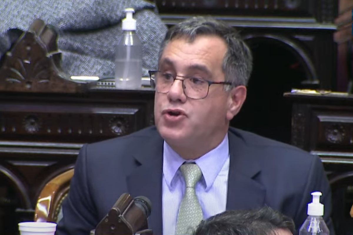 Finocchiaro: “No tengo expectativas con las tres ministras”
