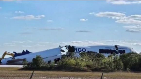 ASÍ QUEDÓ EL AVIÓN venezolano decomisado por EE.UU. : lo destruyeron (Video)