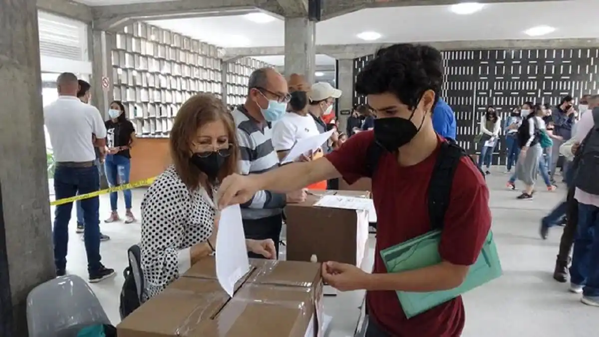 ¡NO GANARON NI PARA PORTEROS! El chavismo pierde en todas las facultades de la UCV