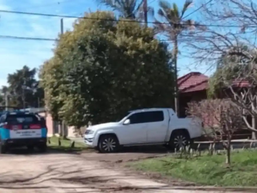 Efectivos de PDI con apoyo local allanaron hoy una decena de domicilios en San Justo. Foto: Agencia