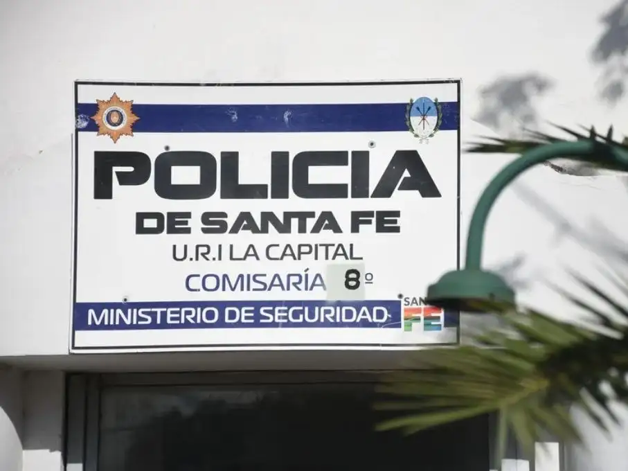 se fugo y lo encontraron en la casa de la mama 2