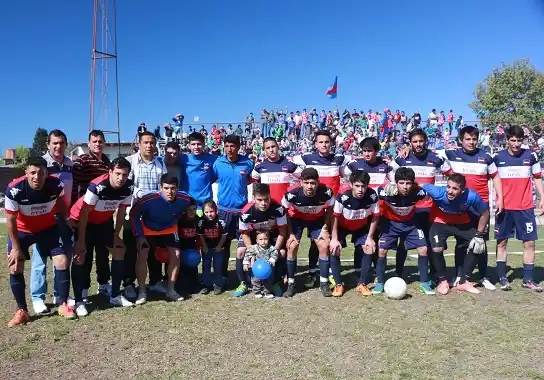 Divisional B: Se programaron los cruces por el segundo ascenso