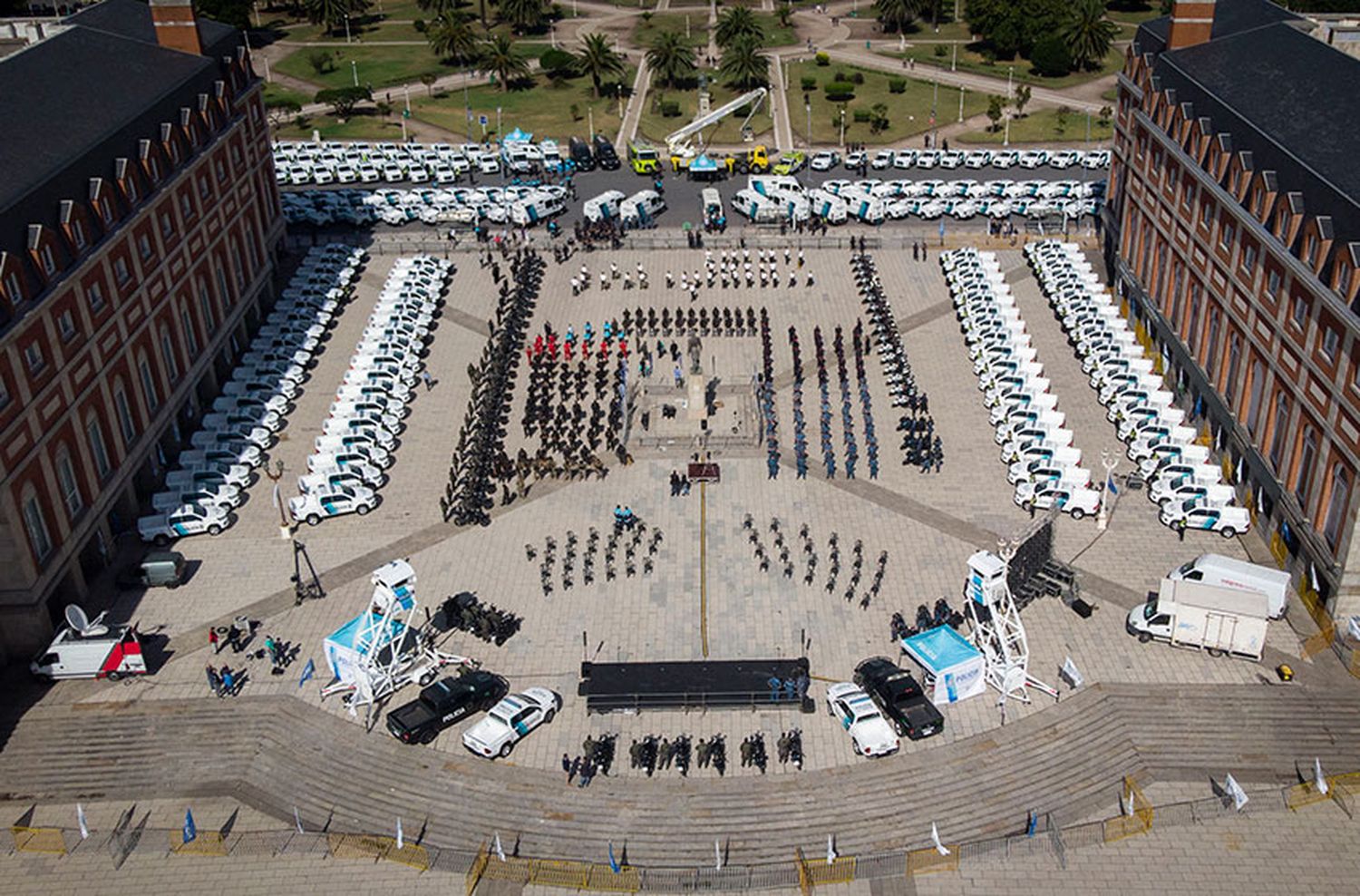 Kicillof pone el ojo en la temporada: obras viales y Operativo de Sol a Sol en Mar del Plata