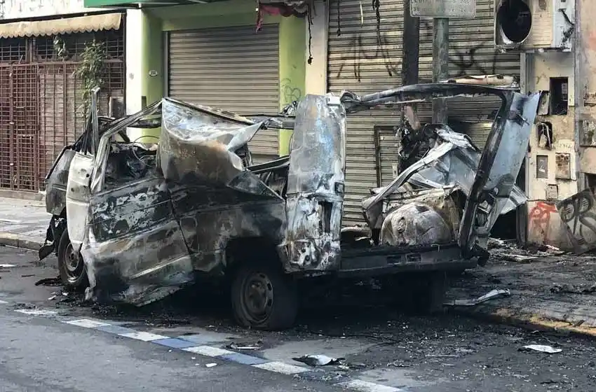 Explotó una camioneta a metros del Congreso