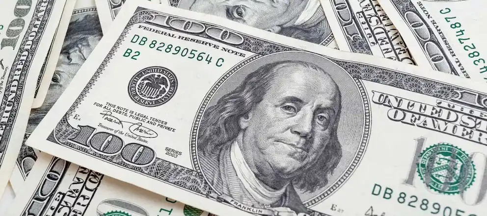 El dólar libre acumuló una baja de $70 en la semana y dejó la brecha al borde de la desaparición