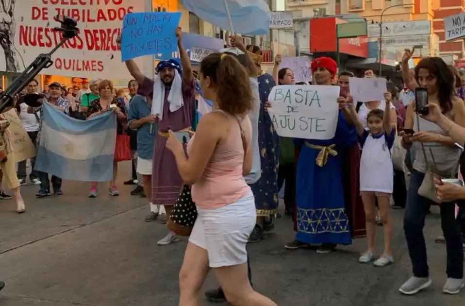 Ruidazo nacional contra los tarifazos también se llevó a cabo en Provincia: Protestaron hasta los Reyes Magos