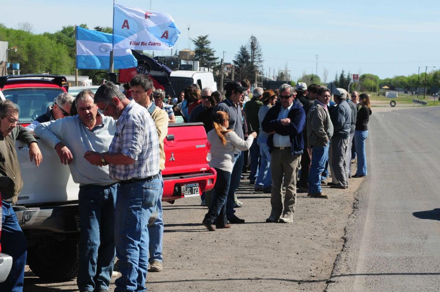 Protesta de entidades rurales para reclamar por trigo, leche y economías regionales