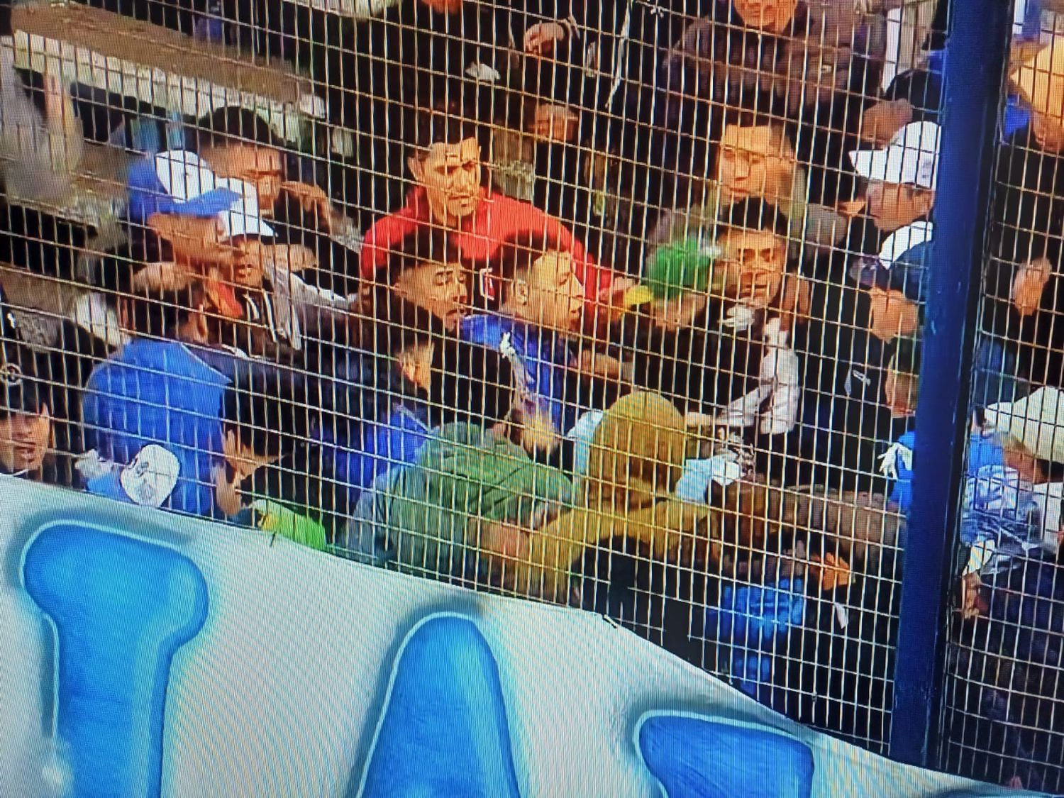 Aprevide sancionará a hinchas de Gimnasia por disturbios en el Bosque con prohibición de concurrencia