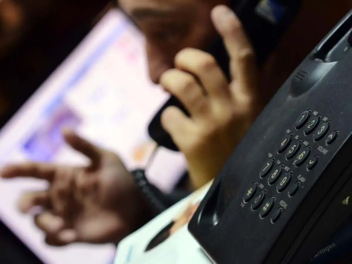 Le dijeron que había ganado un premio y le robaron $250.000
