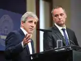El Gobierno liquidó casi la mitad de las divisas que acumuló por la quita de retenciones