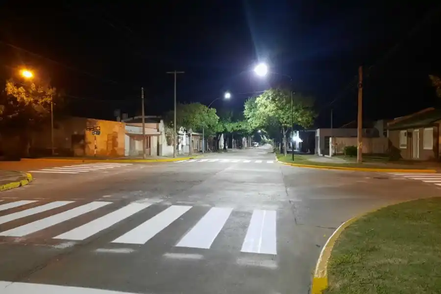 Continúan los trabajos de pintura y mantenimiento en la señalización horizontal