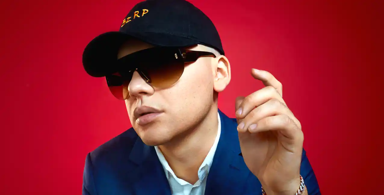 Sus videos musicales tienen millones de reproducciones