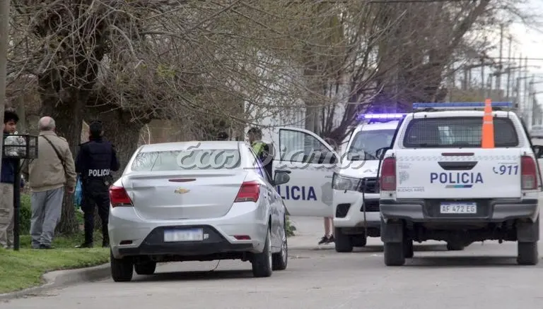 La tarde del 17 de setiembre del año pasado, frente a una casa del barrio Puerto, los patrulleros