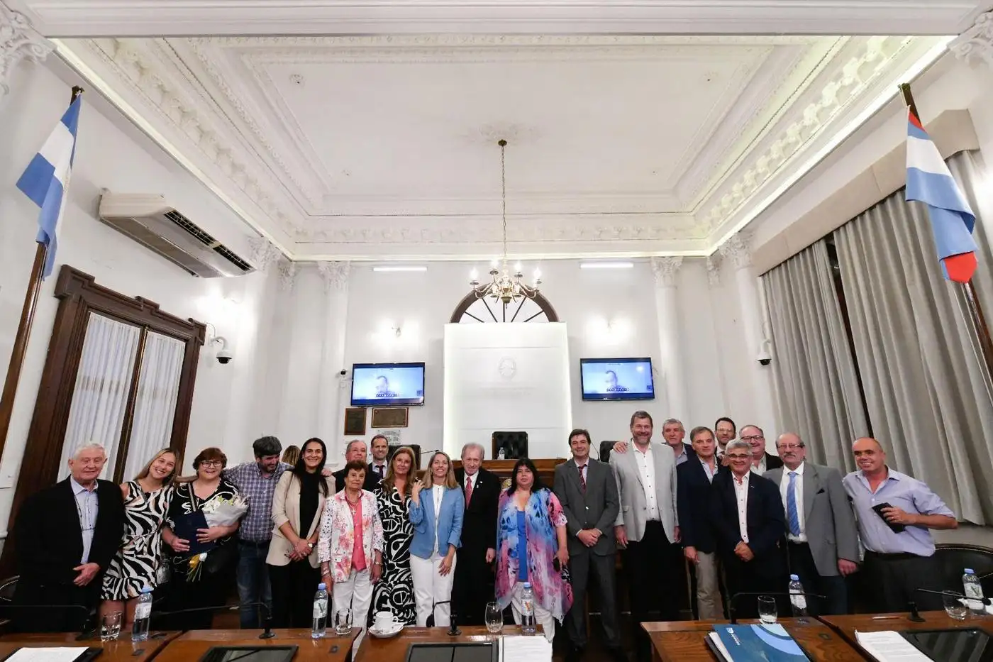 La Cámara de Senadores Aprueba el Presupuesto 2024 para Entre Ríos y Otros Proyectos de Importancia