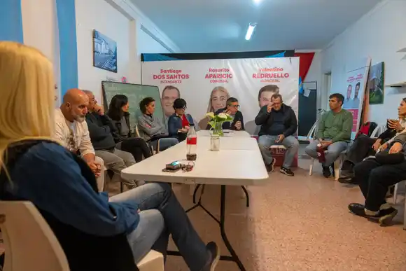 Hoy en el ex club de Empleados: Encuentro de equipos técnicos del Dr. Santiago Dos Santos y vecinos