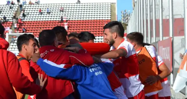 Polémica caída de Olimpo y alivio para Santamarina