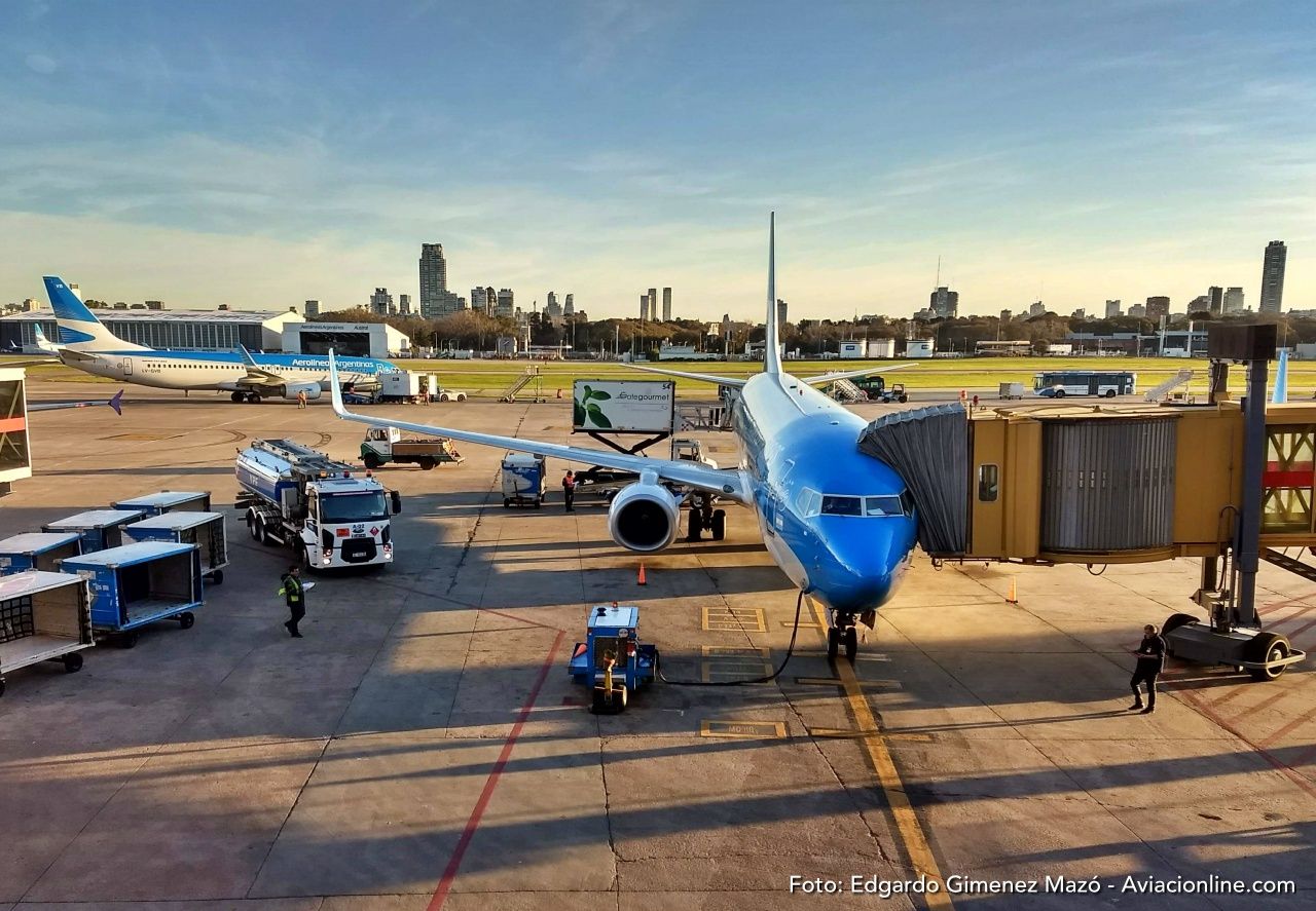 Nuevo ministro, viejos planteos: gremios aeronáuticos llevaron su problemática a Alexis Guerrera