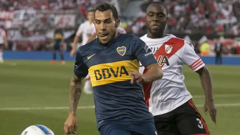 River se llevó la victoria en un Superclásico con escándalo