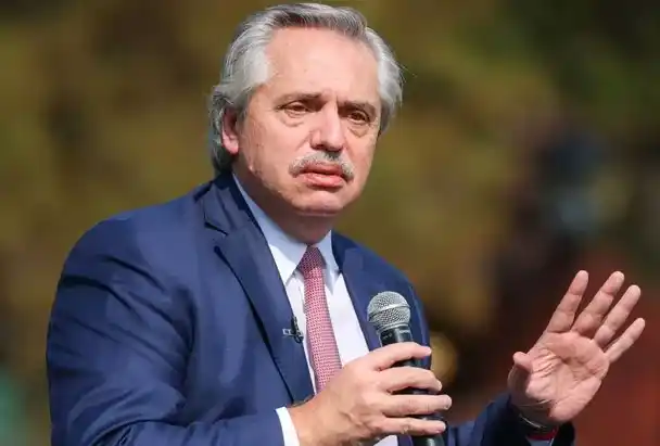 Fernández culpó a “diablos” por la inflación