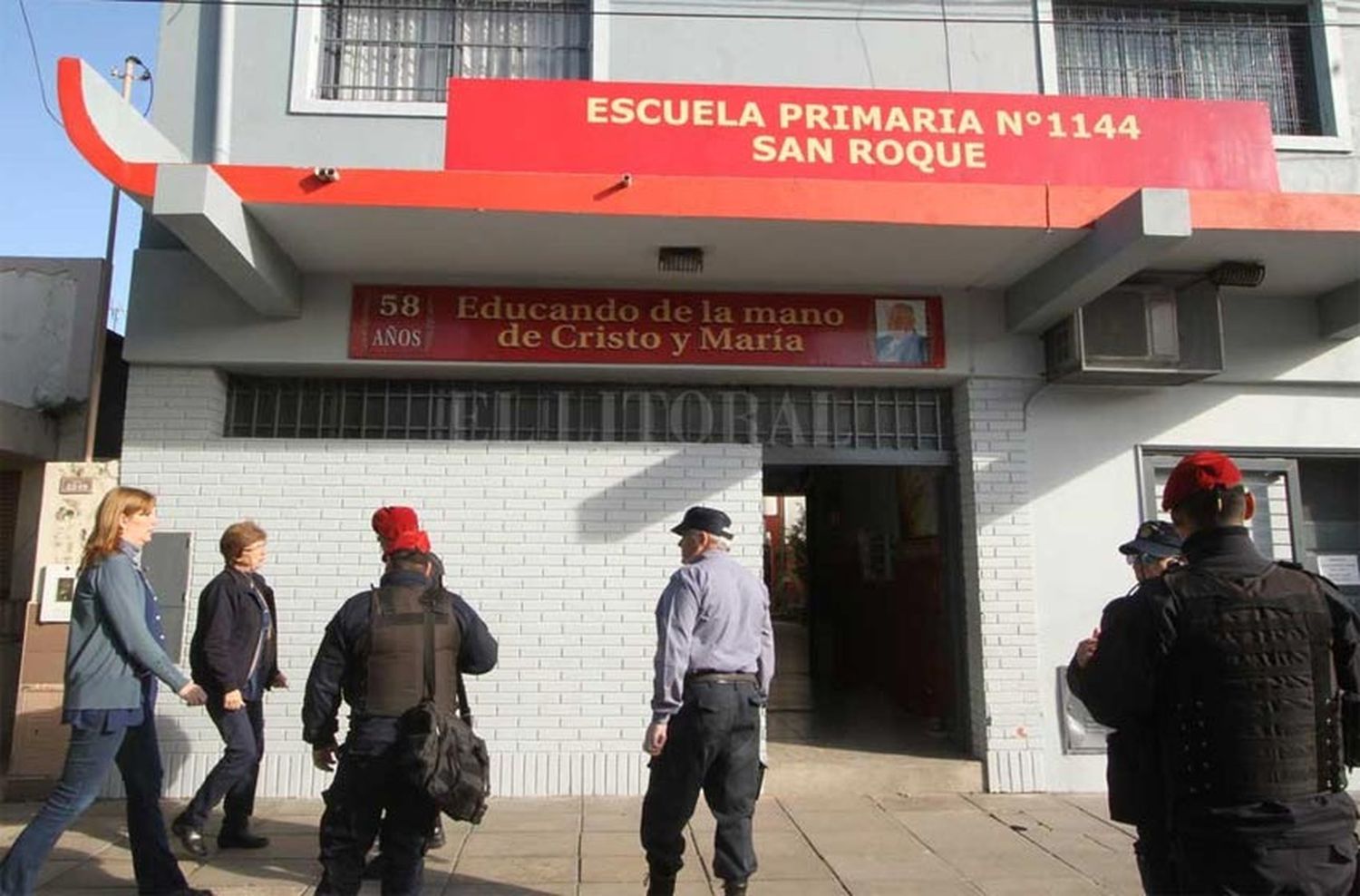 Tres jóvenes deberán resarcir con 60 mil pesos a una escuela por amenazas de bomba