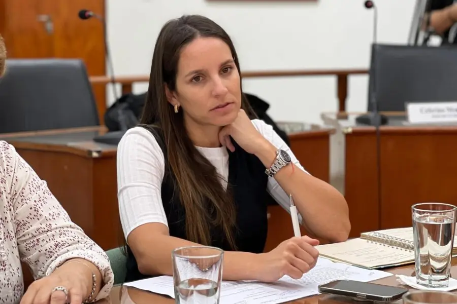 Caruso solicita dar continuidad a las obras de viviendas