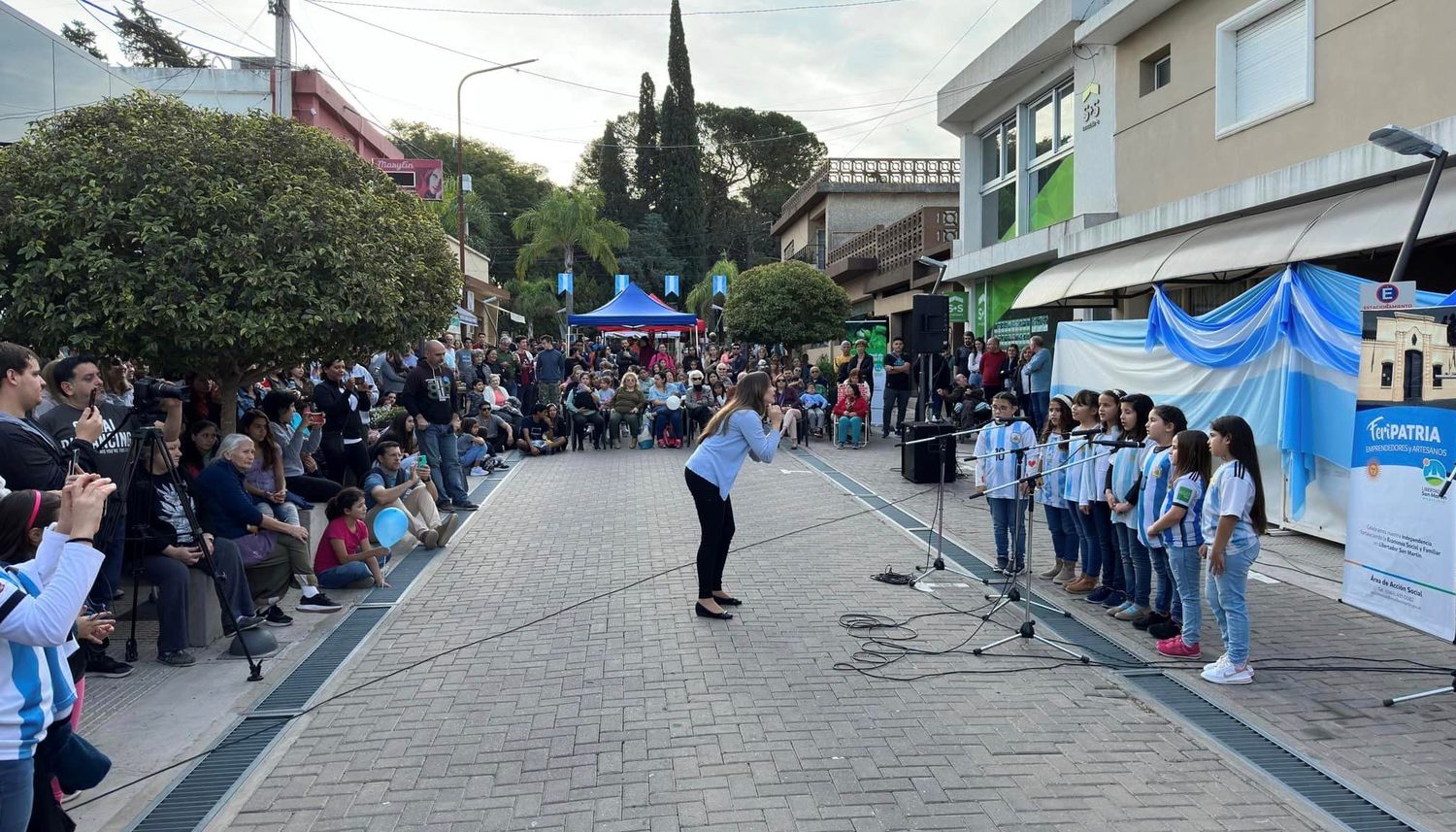 Libertador San Martín se vistió de fiesta para conmemorar el Día de la Independencia a través de la FeriPATRIA