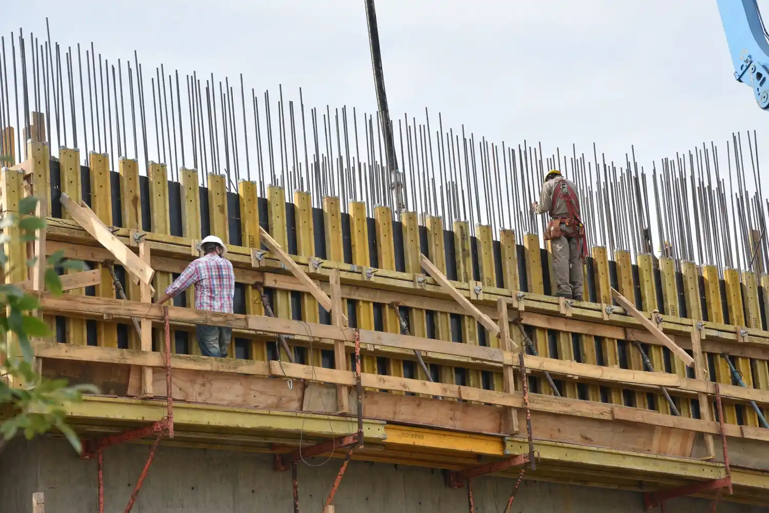 El Gobierno cerró acuerdo con empresas de la construcción para establecer precios de referencia